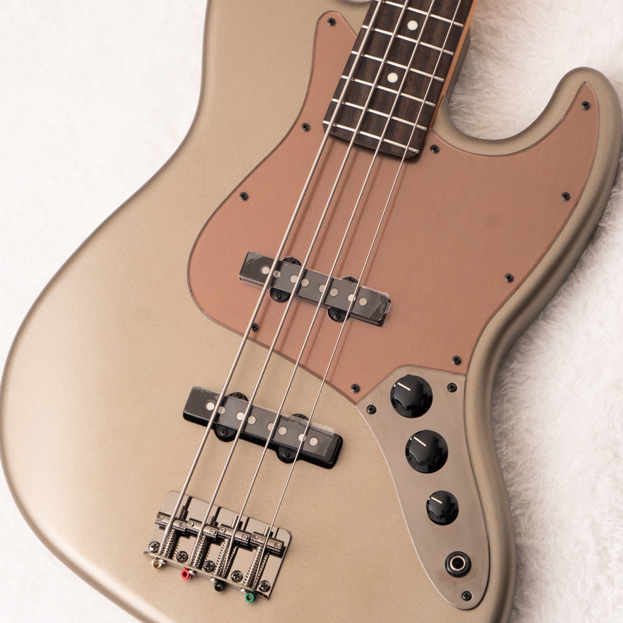 Fender 2026 Collection Hybrid II Satin Metallic Matte Champagne Mirage Jazz Bass