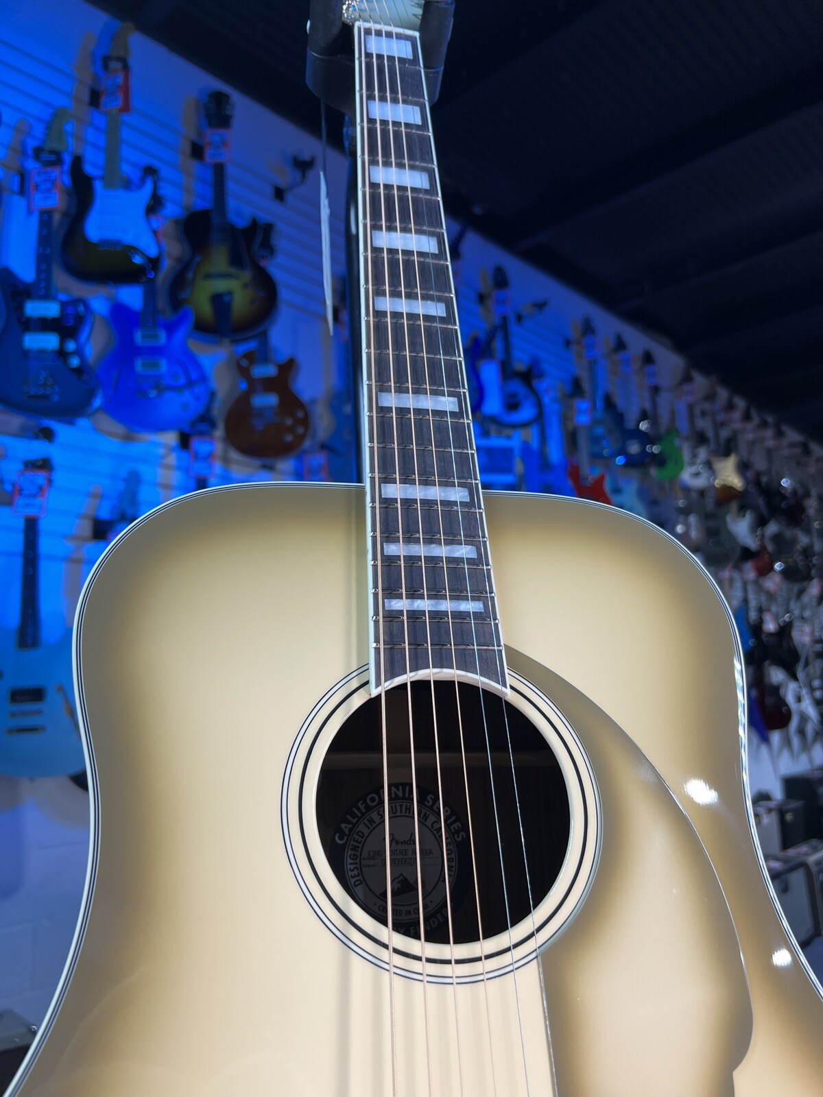 Fender Limited-edition California Vintage King Antigua! 278