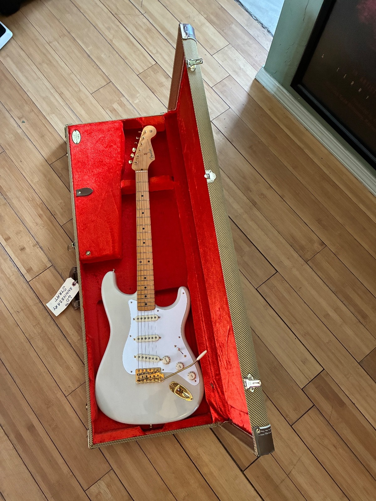 Mary Kaye Fender 60th anniversary stratocaster usa