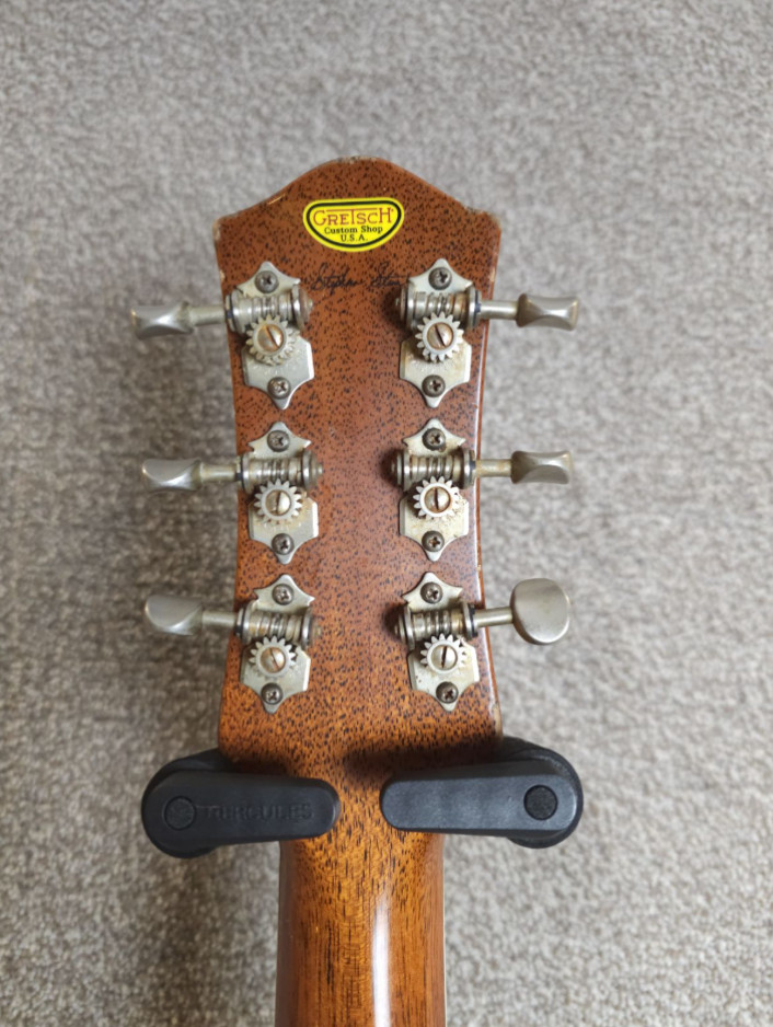 Gretsch Custom Shop G6128CS Duo Jet Relic – Masterbuilt, Blue Sparkle