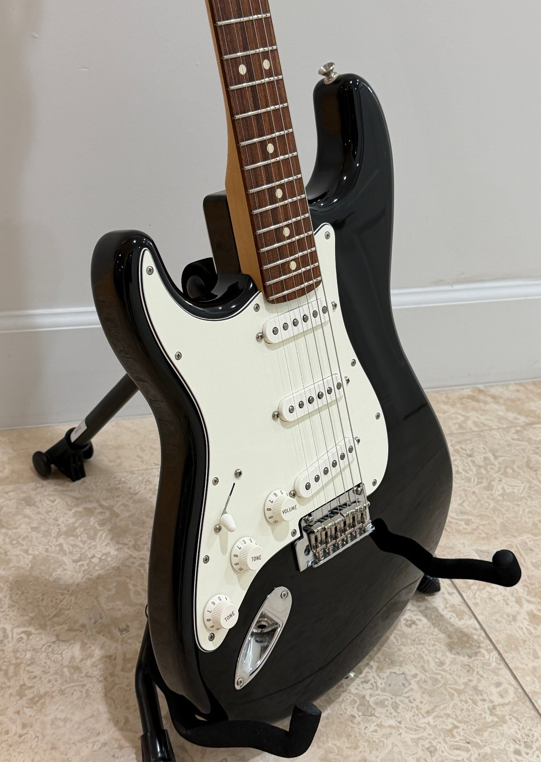 2020 Fender Player Stratocaster Left Handed Pau Ferro Fingerboard Made in Mexico