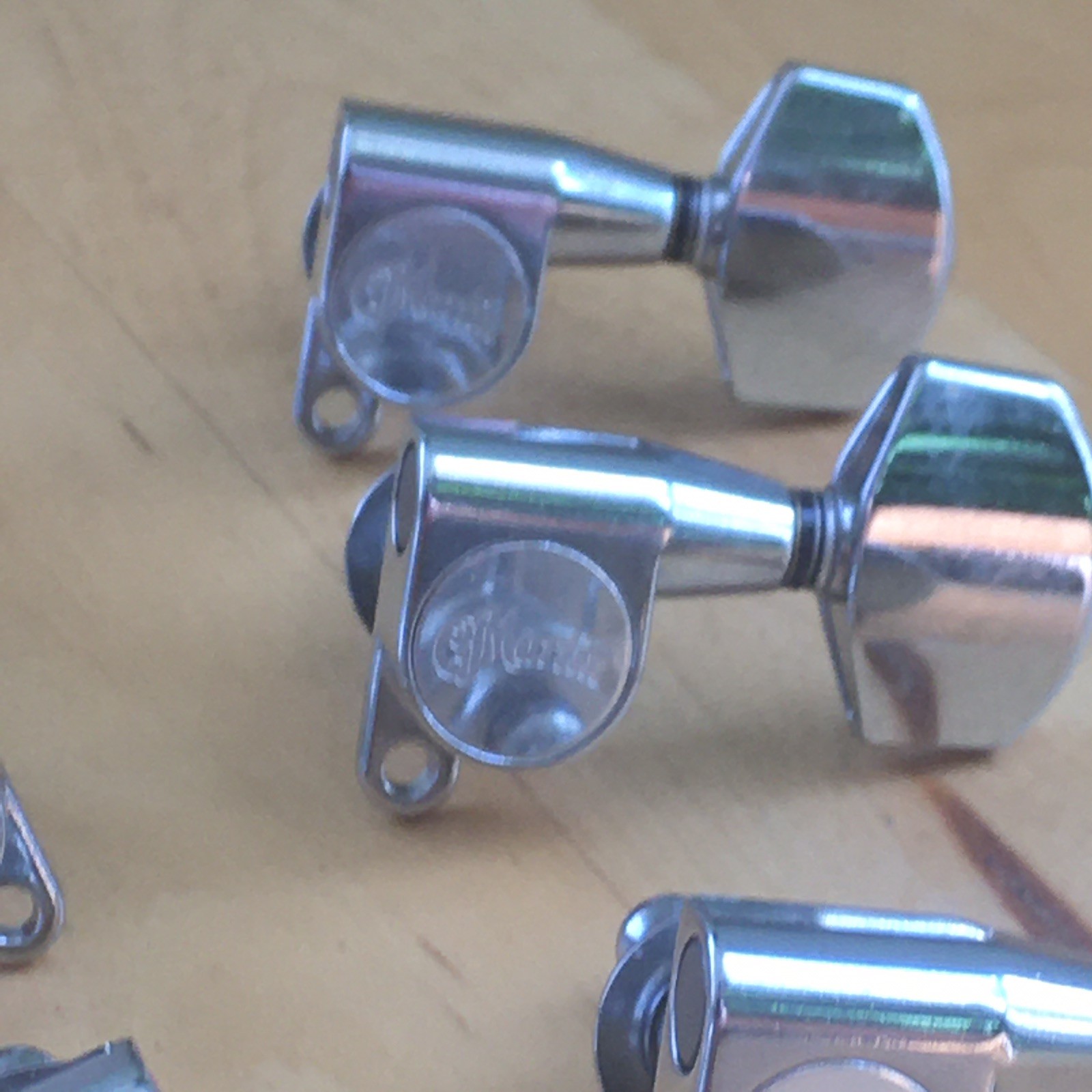 6 Genuine “Martin” Logo Acoustic Guitar Bolt On Chrome Tuners D35 HD28 Low Tab
