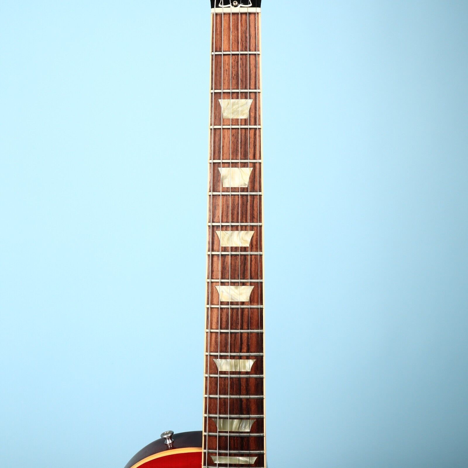 1995 Gibson Les Paul Classic Heritage Premium Sunburst Electric Guitar