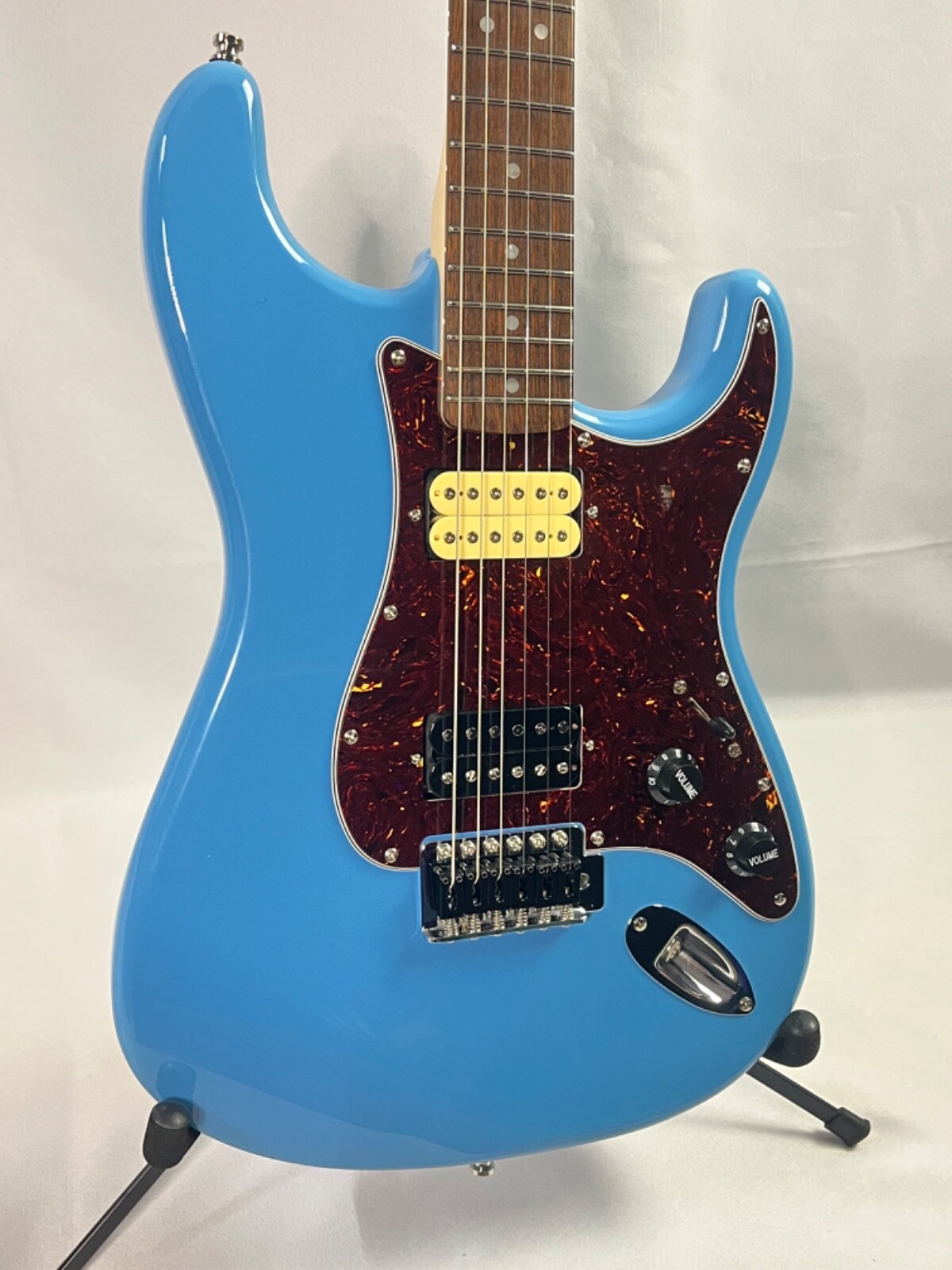 Sonic Blue Weezer Strat W/ Lightning Strap Replica “Black Ice Mod” & Pro Set-up