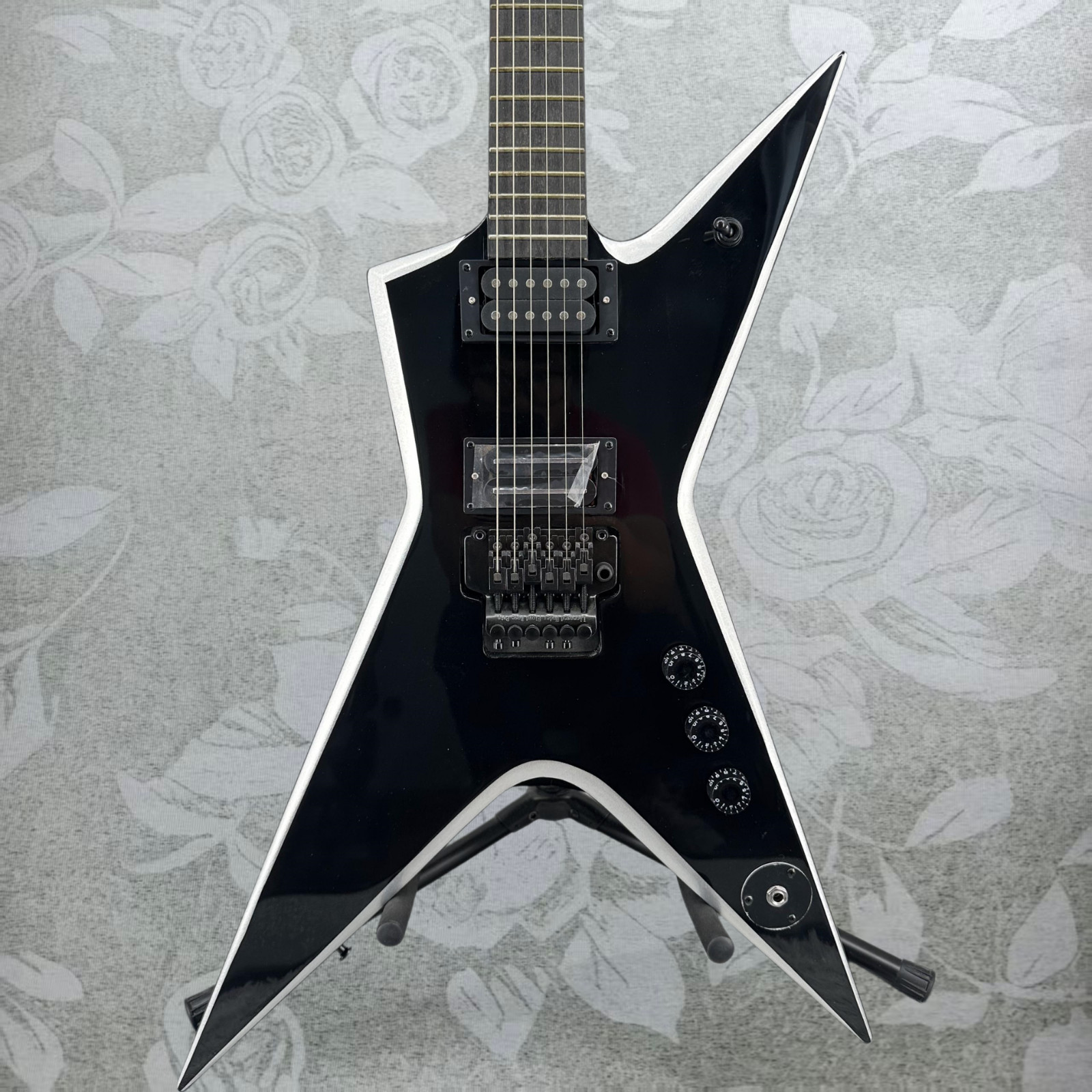 U.S. spot Washburn Dimebag Darrell Signature Electric Guitar Black Finish