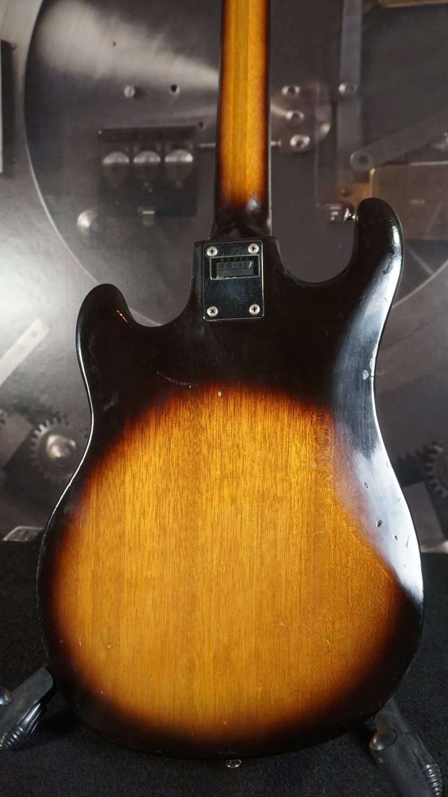 Belltone WG-3T 1960s – Tobacco Burst