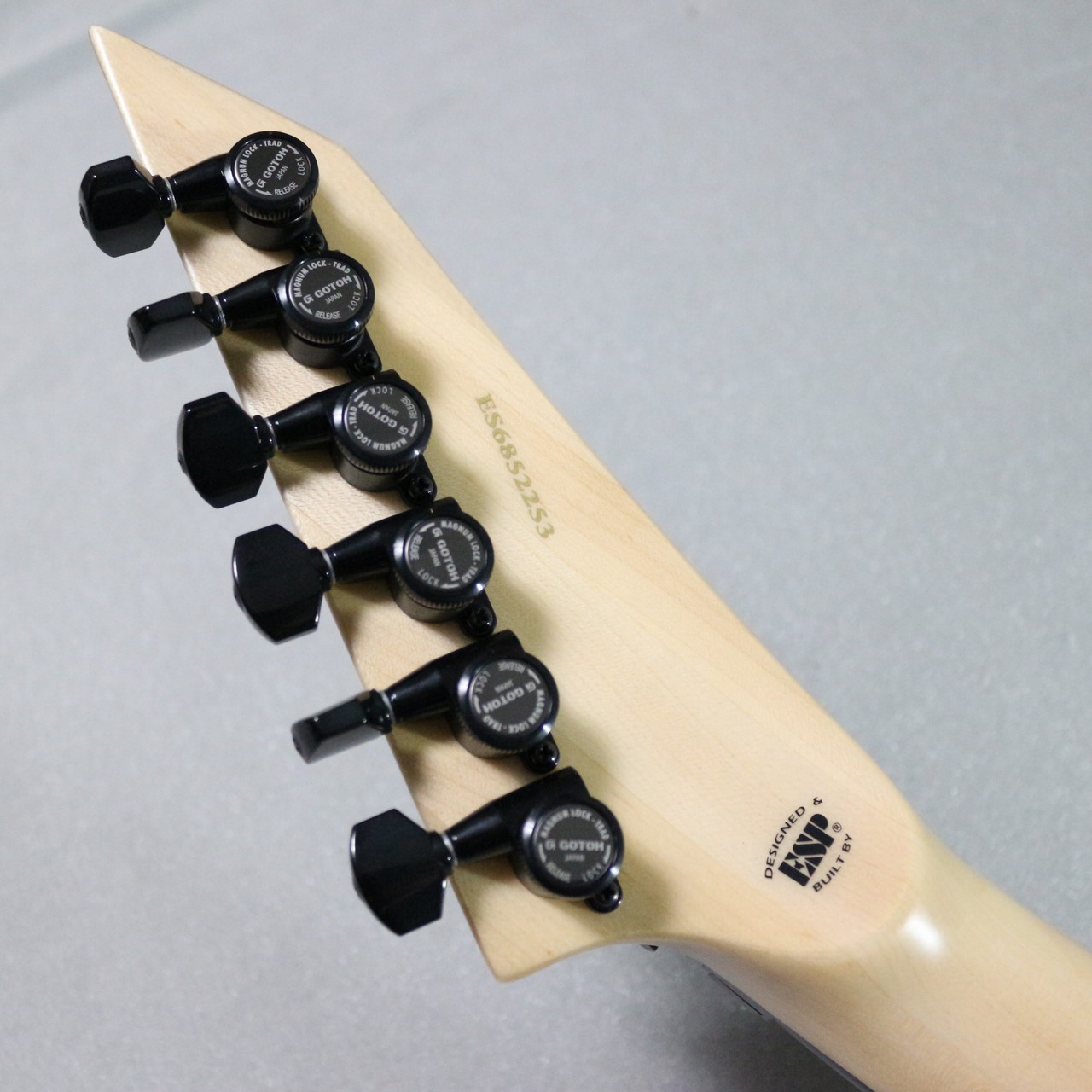 E-II M-II NECK THRU-Black-#ES6852253 3.66 kg