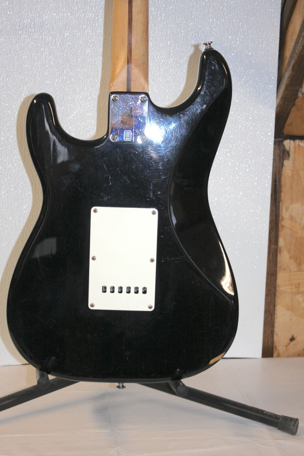 Starcaster Strat By Fender 6 String Electric Guitar With Gig Bag