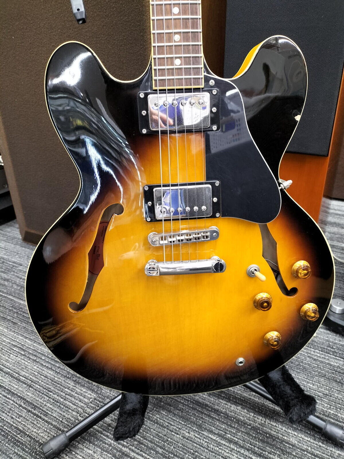 BUNNY RSA-65 Used Maple body Maple neck Rosewood fingerboard Sunburst w/Gig case