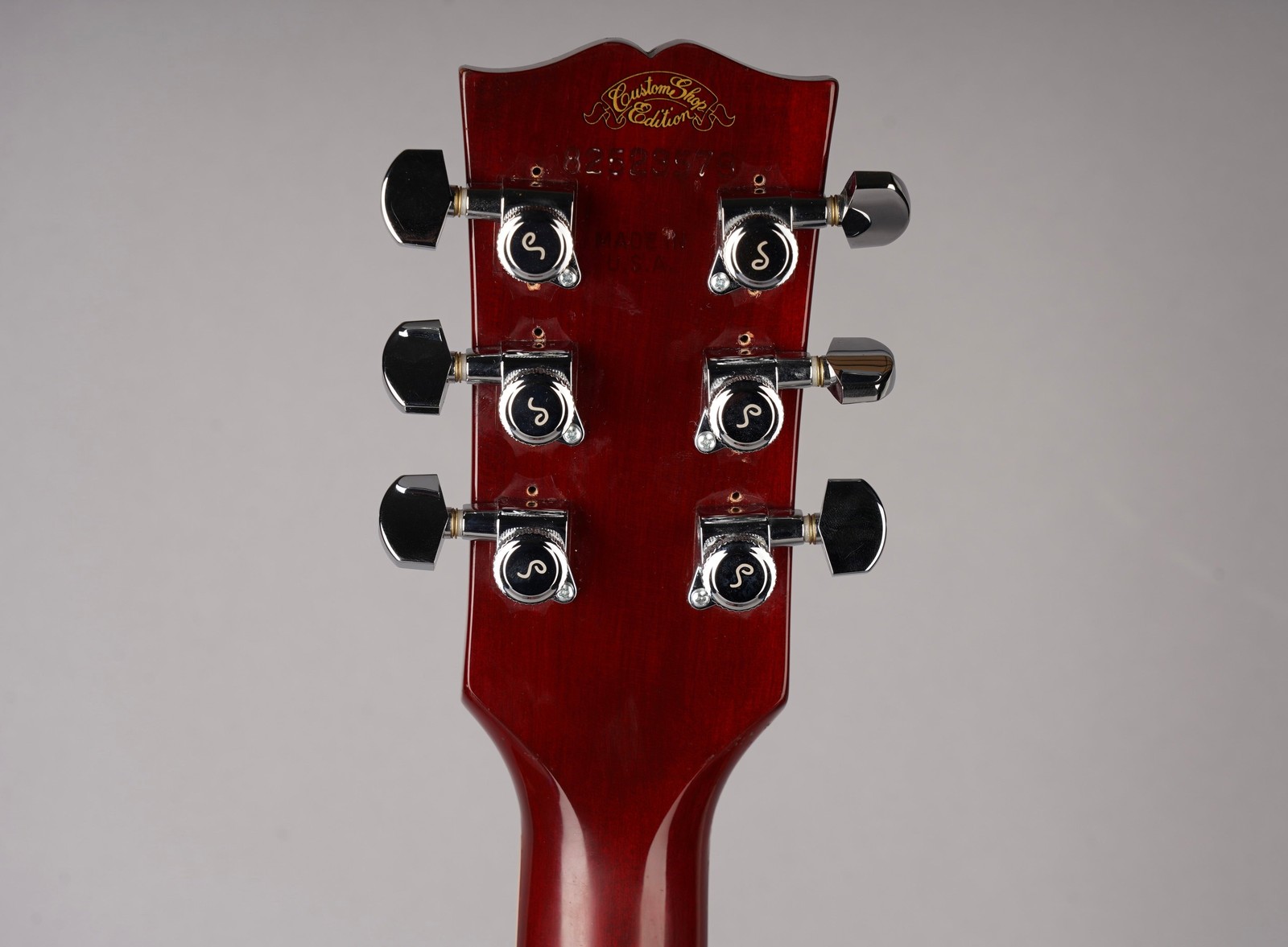 Gibson Custom Shop Edition Les Paul Studio Standard – 1983 – Cherry Sunburst