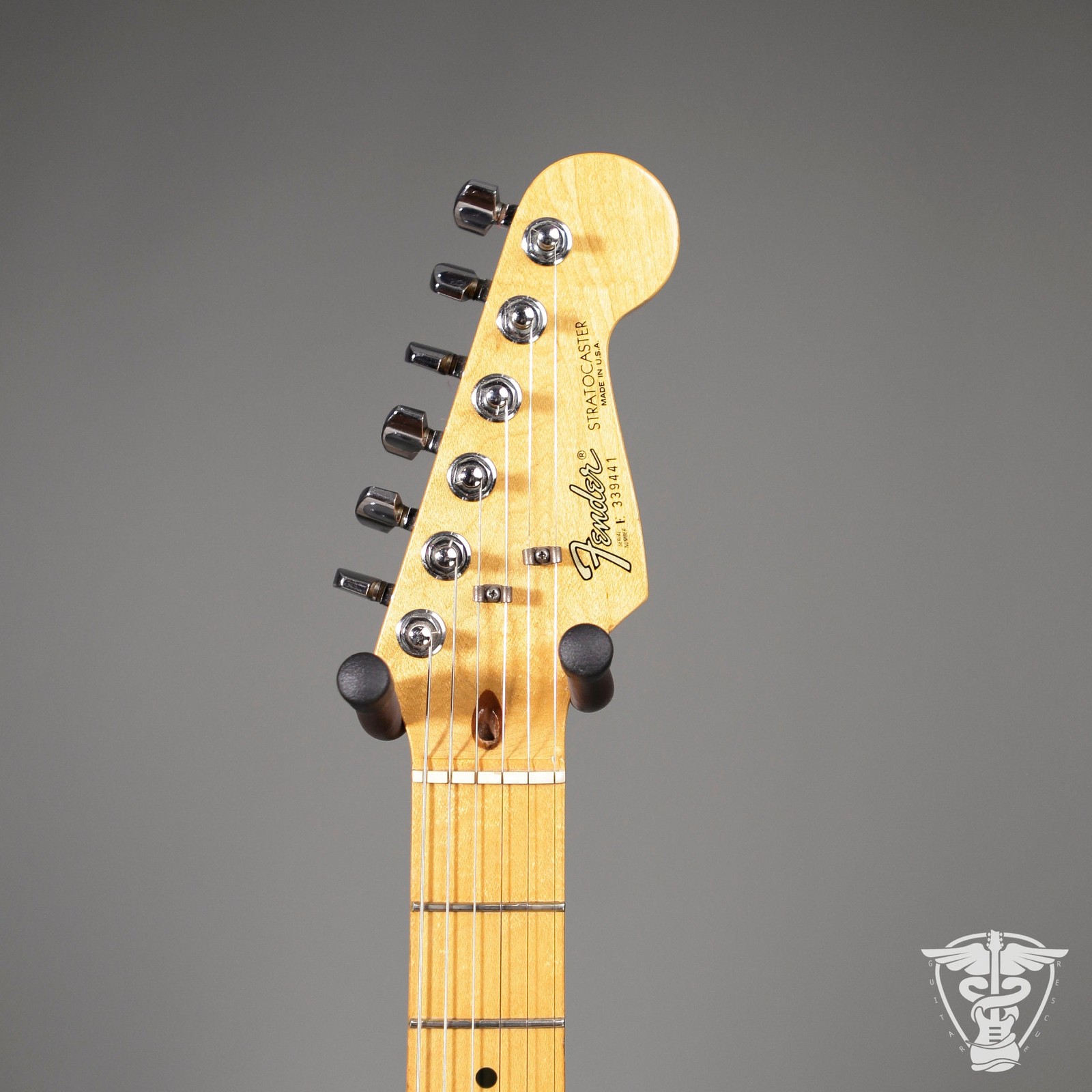 1983-1984 Fender Standard Stratocaster (2-Knob) – 7.68 LBS