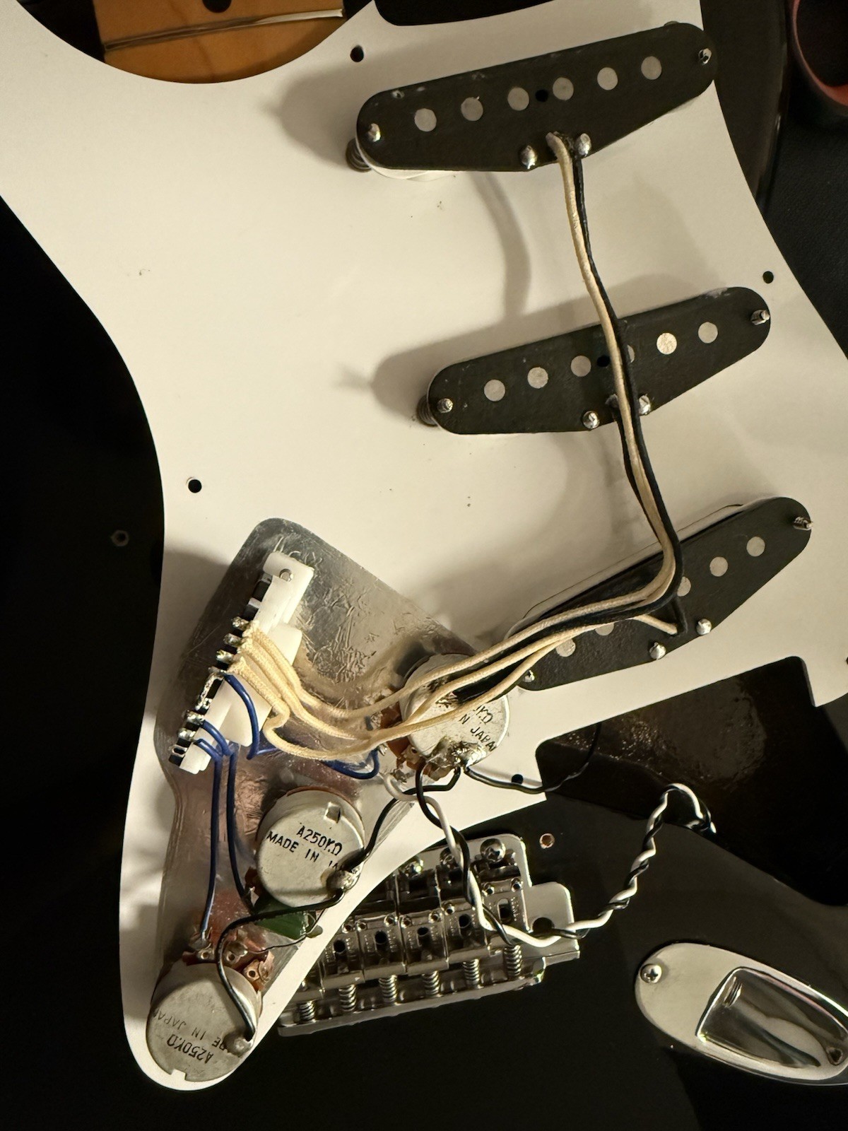 Fender Stratocaster ’57 Vintage Reissue (CIJ) w/ USA Vintage pickups – Black