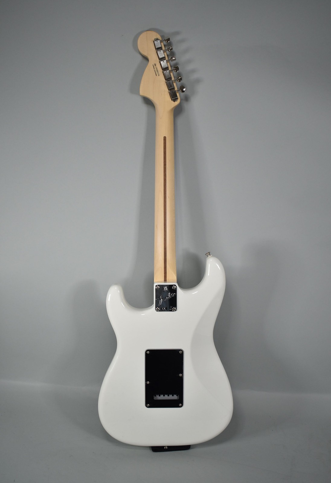 2022 Fender American Performer Stratocaster Arctic White Finish w/Bag