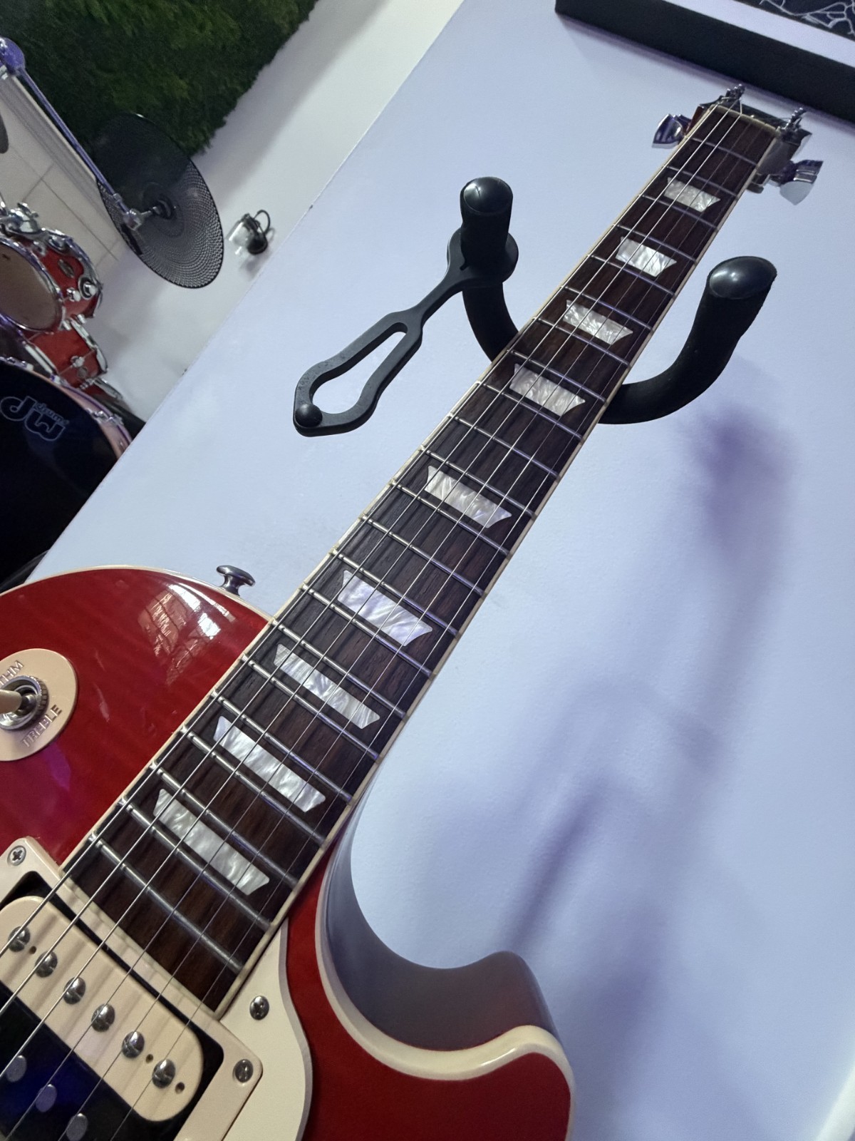 Gibson Les Paul Traditional Pro V Washed Cherry Sunburst Flametop.