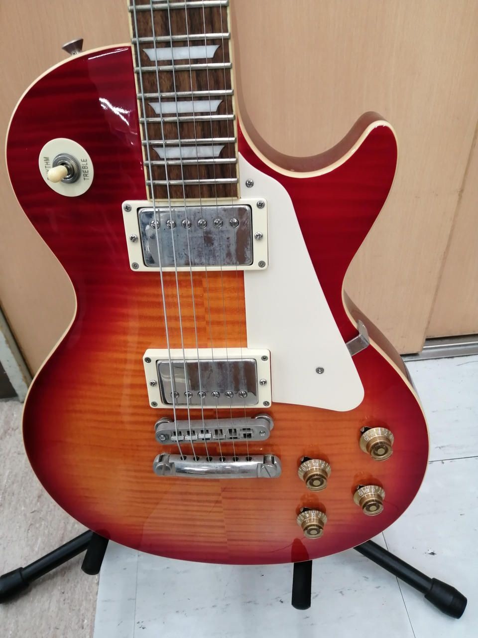 BUNNY Electric Guitar Les Paul Used