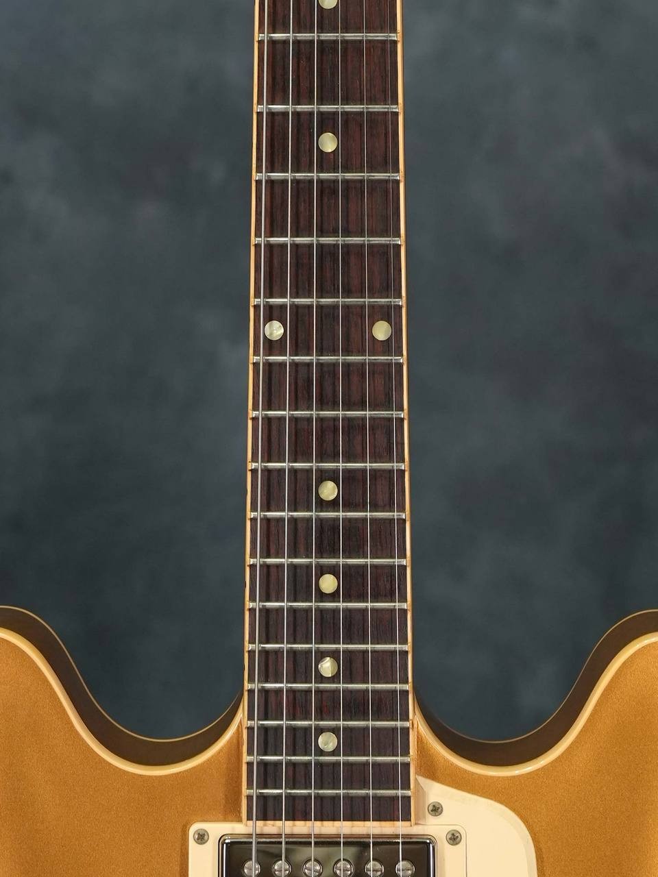 Gibson Custom Shop ES-335 Dot Plain All Gold 3.81kg 2013 Electric Guitar