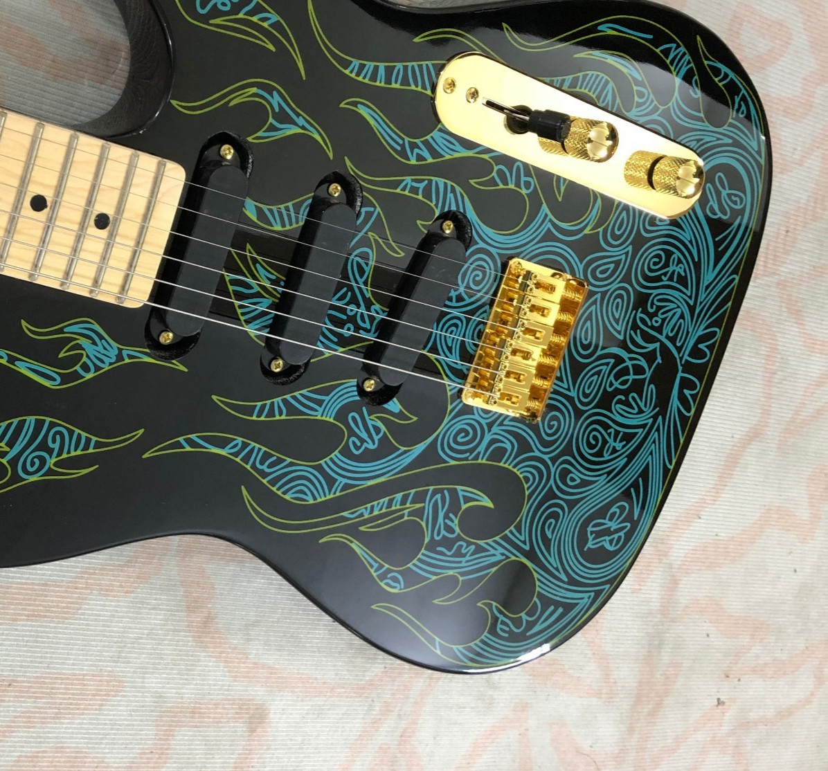 Premium Exotic Cyan Flame Artwork Electric Guitar Deluxe Gold Plated FAST SHIP