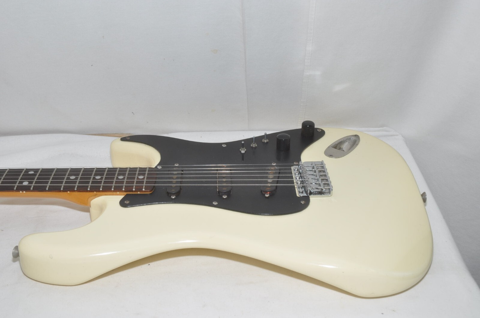 GRECO SE600J Stratocaster Electric Guitar Ref. No 6933