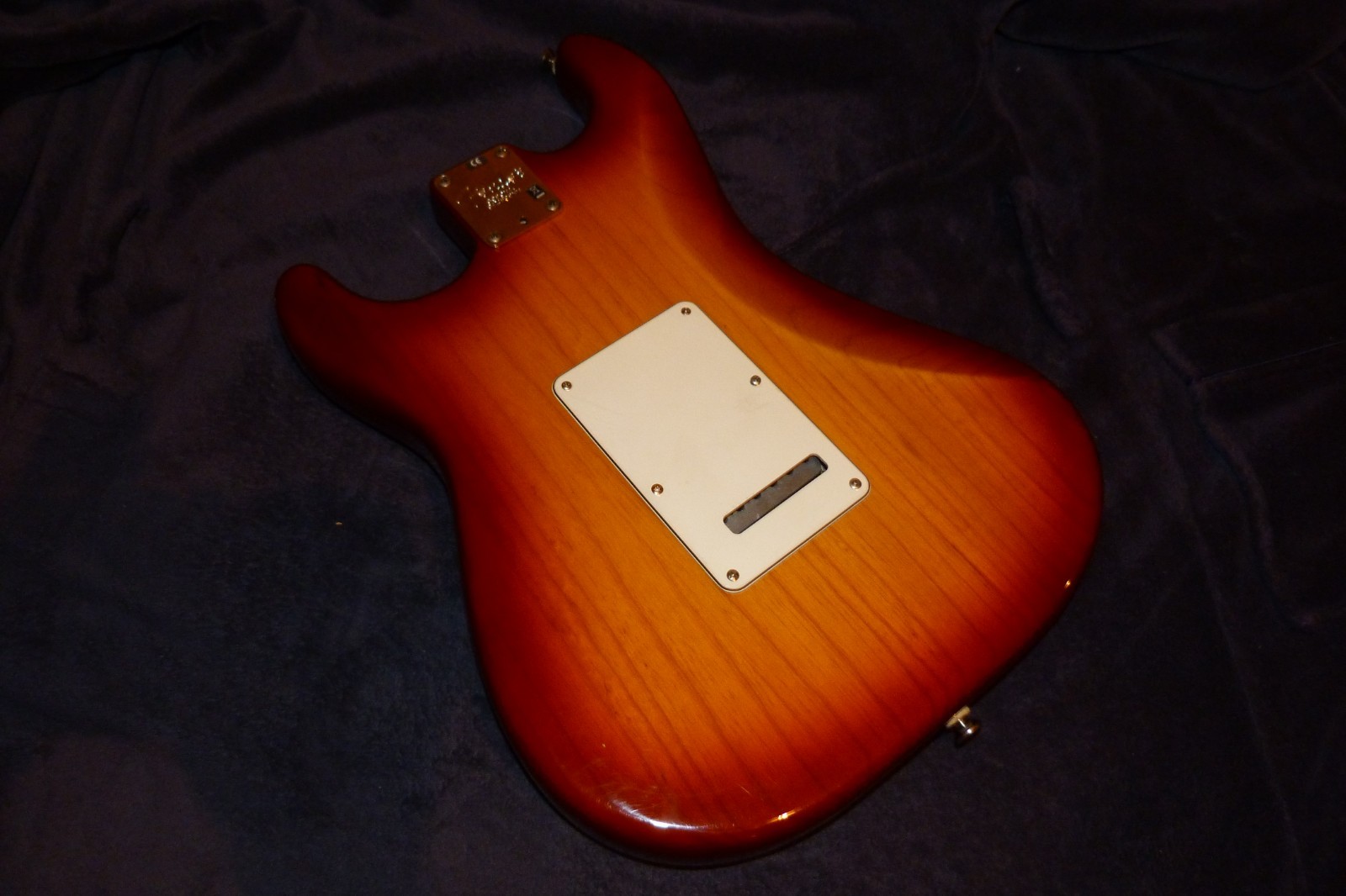 Fender Stratocaster USA Sienna Burst 2011 Loaded Body Near Mint Condition