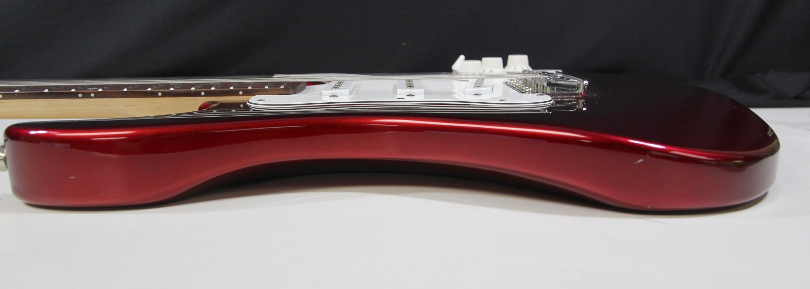 AXL Blood Red SRO Headliner AS-750 Right Hand Electric Guitar (07LE26EB)