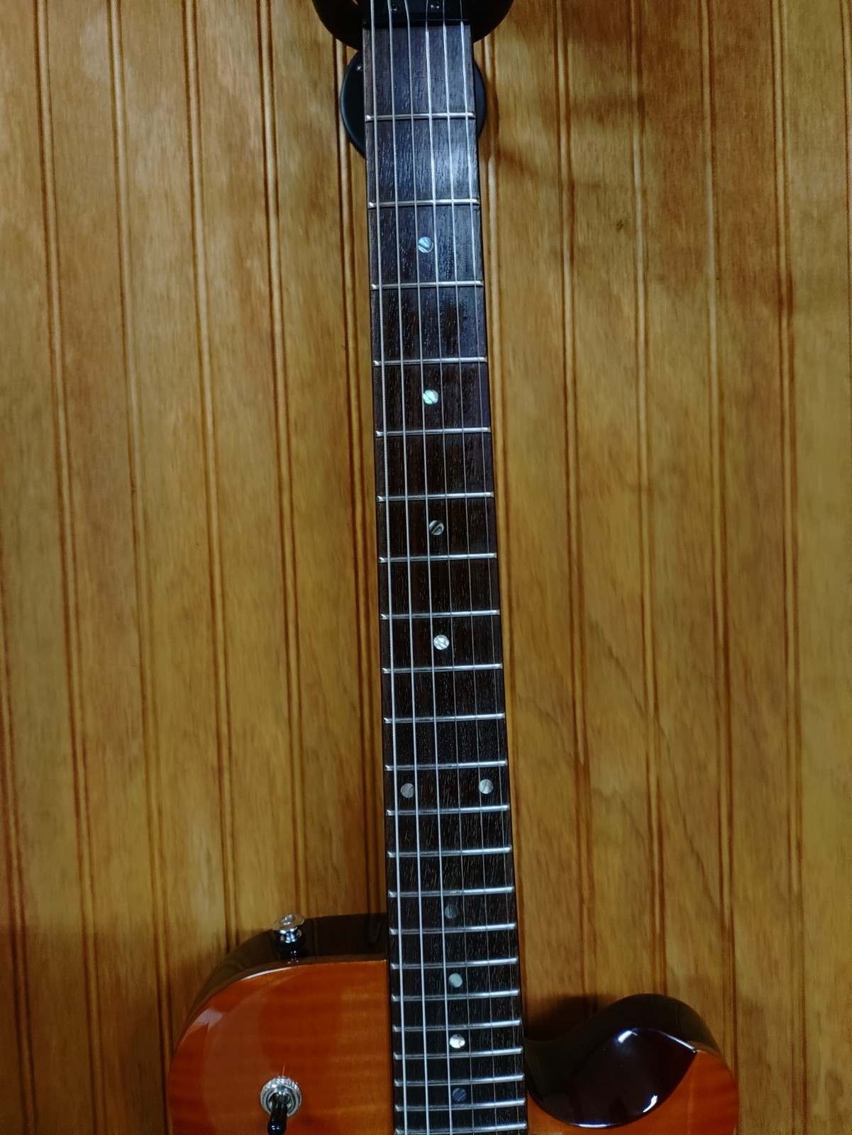 Yamaha AES 620 Amber Mahogany 6-String Electric Guitar