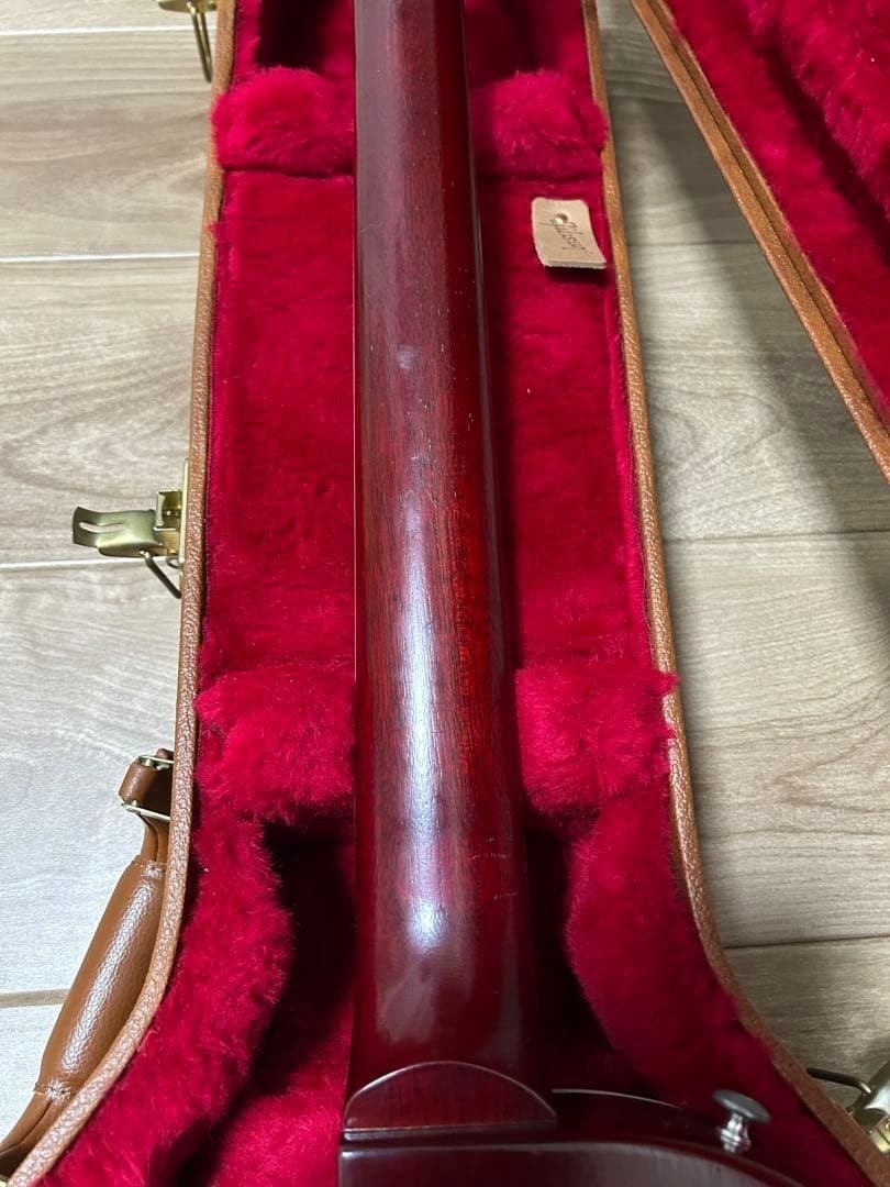 GIBSON Les Paul Signature Player Plus Red Electric Guitar
