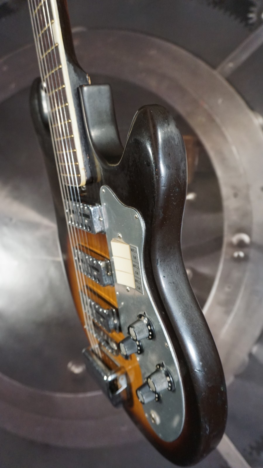 Belltone WG-3T 1960s – Tobacco Burst