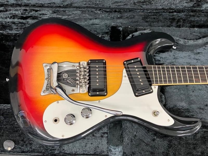 Mosrite The Ventures Model Vibramute Roller Saddle 3.88kg Used