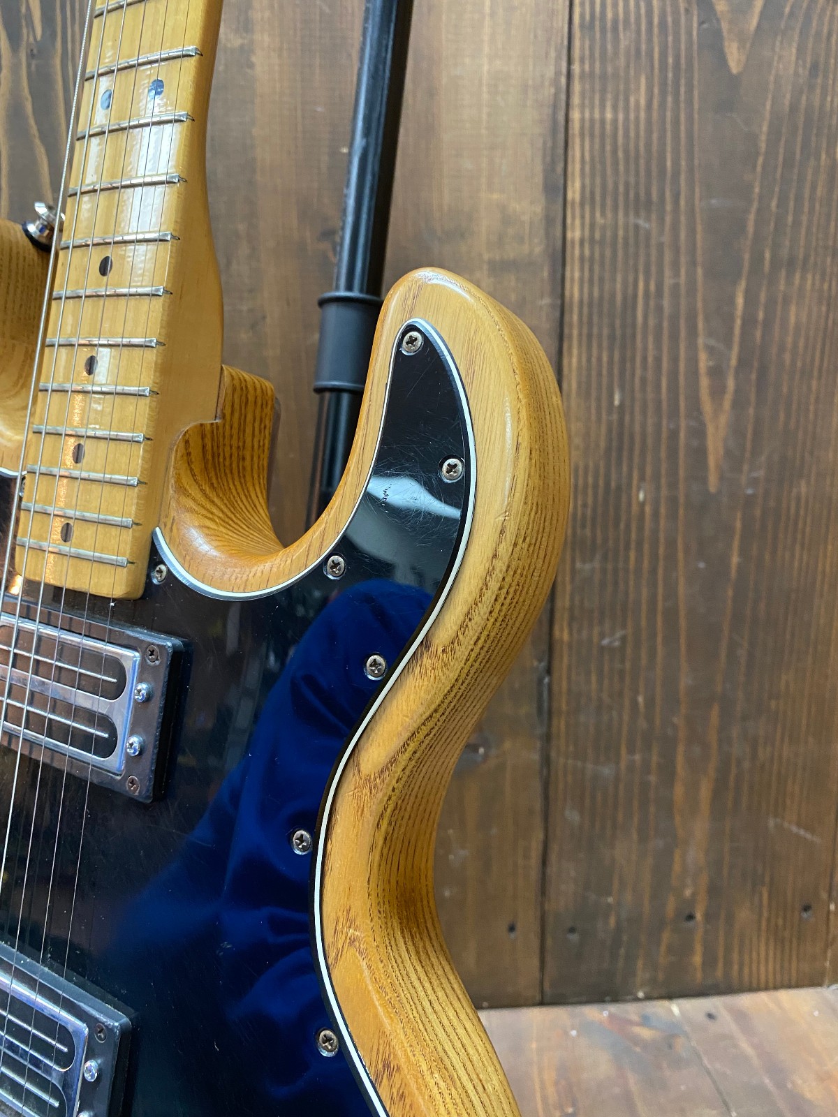 1986 Peavey T-60 Electric Guitar Natural Finish Made In USA OHSC Vintage T60