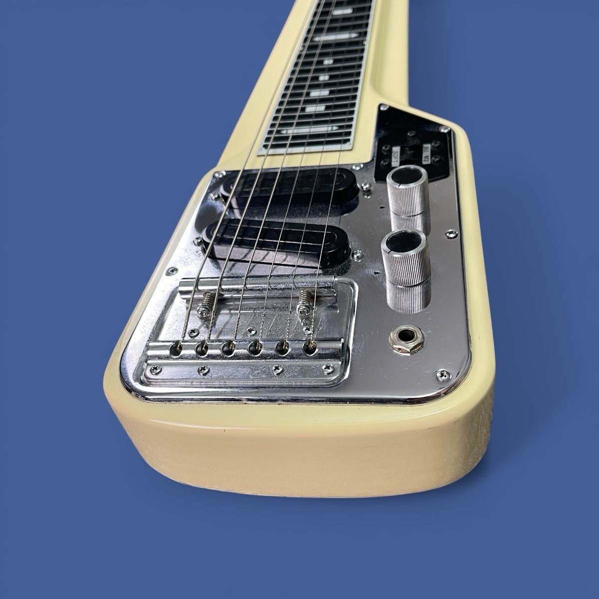 1960s Guyatone HG-92 Double Pickup Lap Steel MIJ Aged Ivory with Soft Case