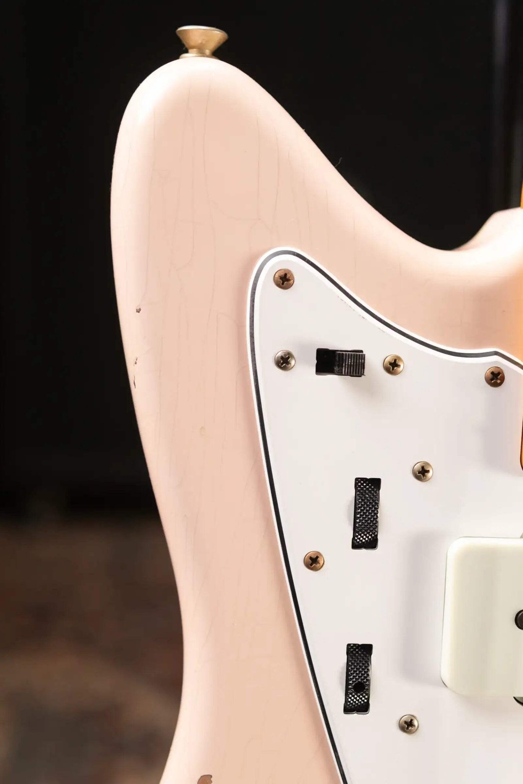 Fender Custom Shop 1963 Jazzmaster Relic Electric Guitar – Aged Shell Pink with