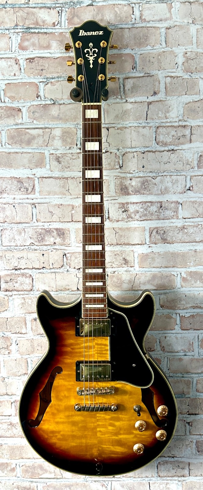 Ibanez AM93 2013 – Antique Yellow Sunburst
