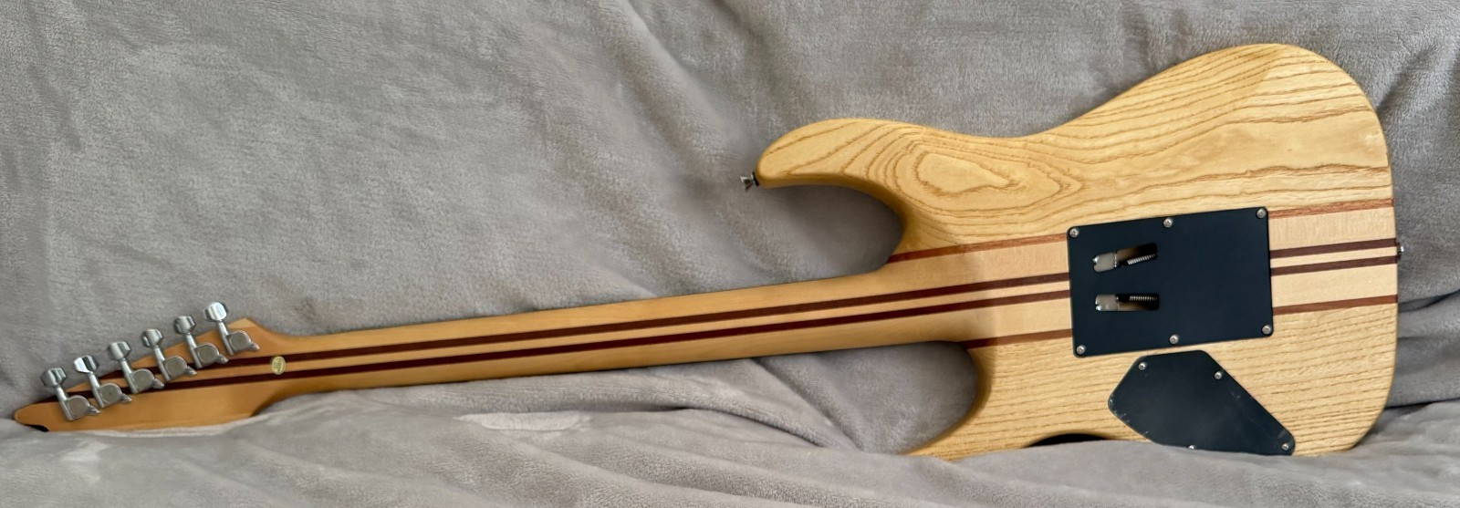 BullFighter- JACOBS MODS PRO-SETUP Neck thru electric guitar Beautiful/ Video