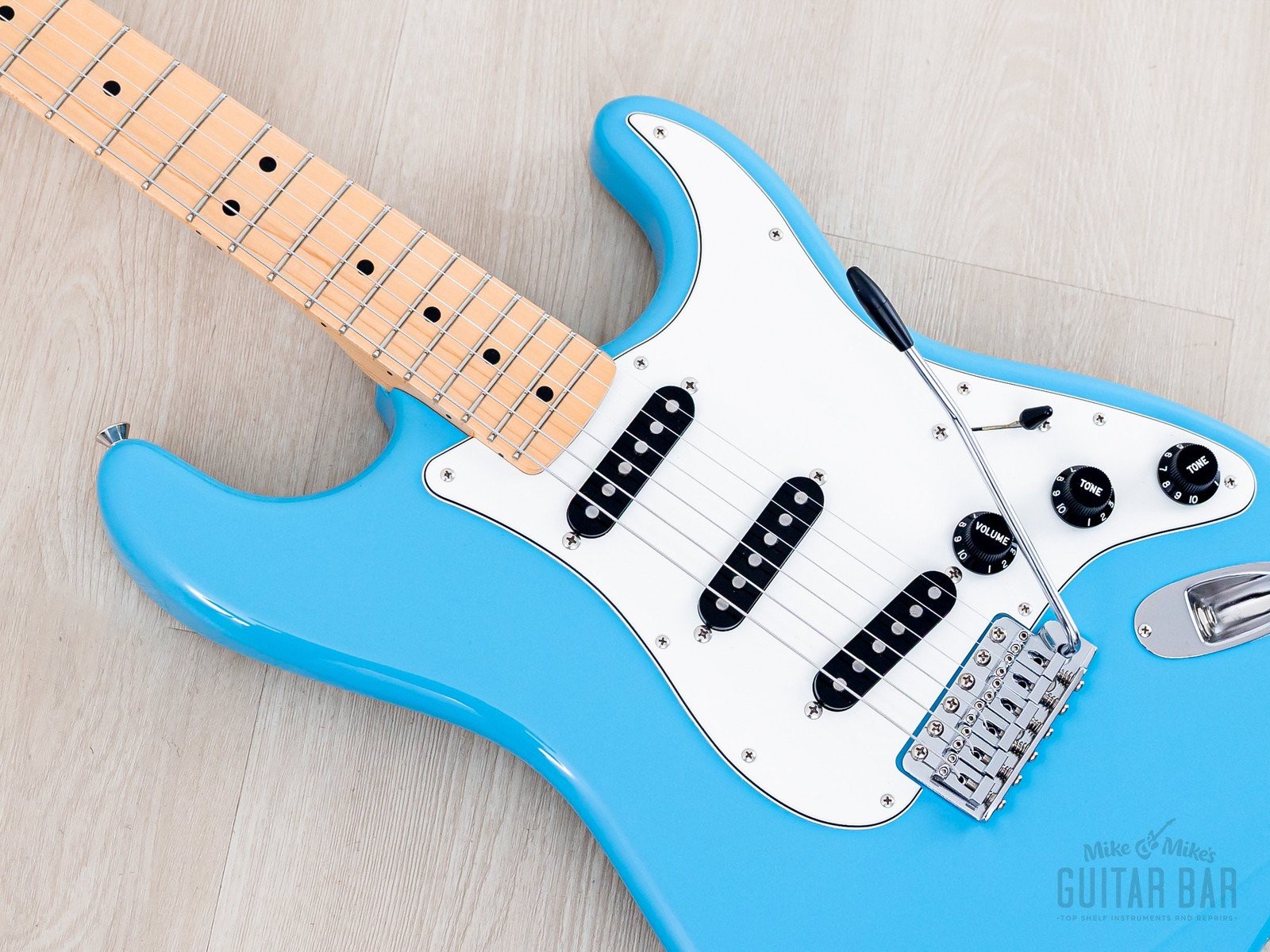2022 Fender Japan Limited International Color Series Stratocaster Maui Blue