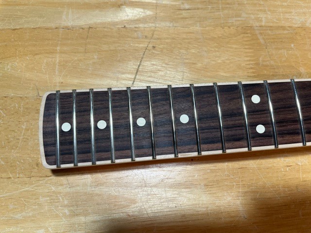 Fender American Channel Bound Stratocaster Neck, 21 Med Jumbo Frets – Rosewood