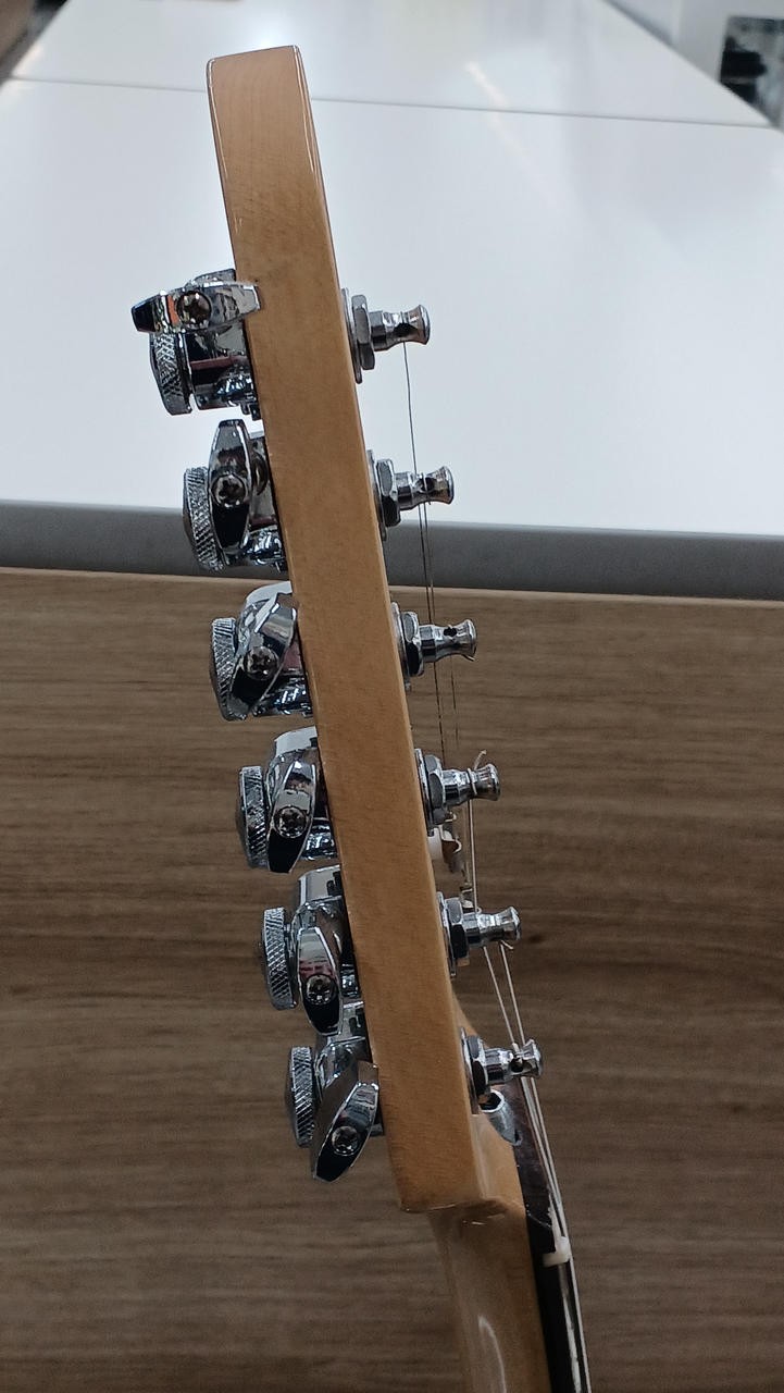 FENDER JAPAN ST72 Stratocaster type