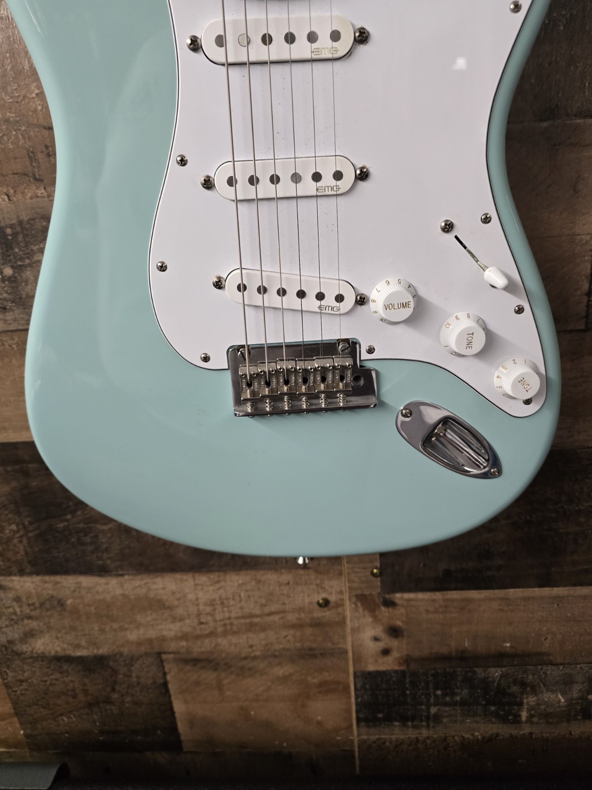 2019 Fender Limited Edition American Standard Stratocaster Solid Rosewood Neck.
