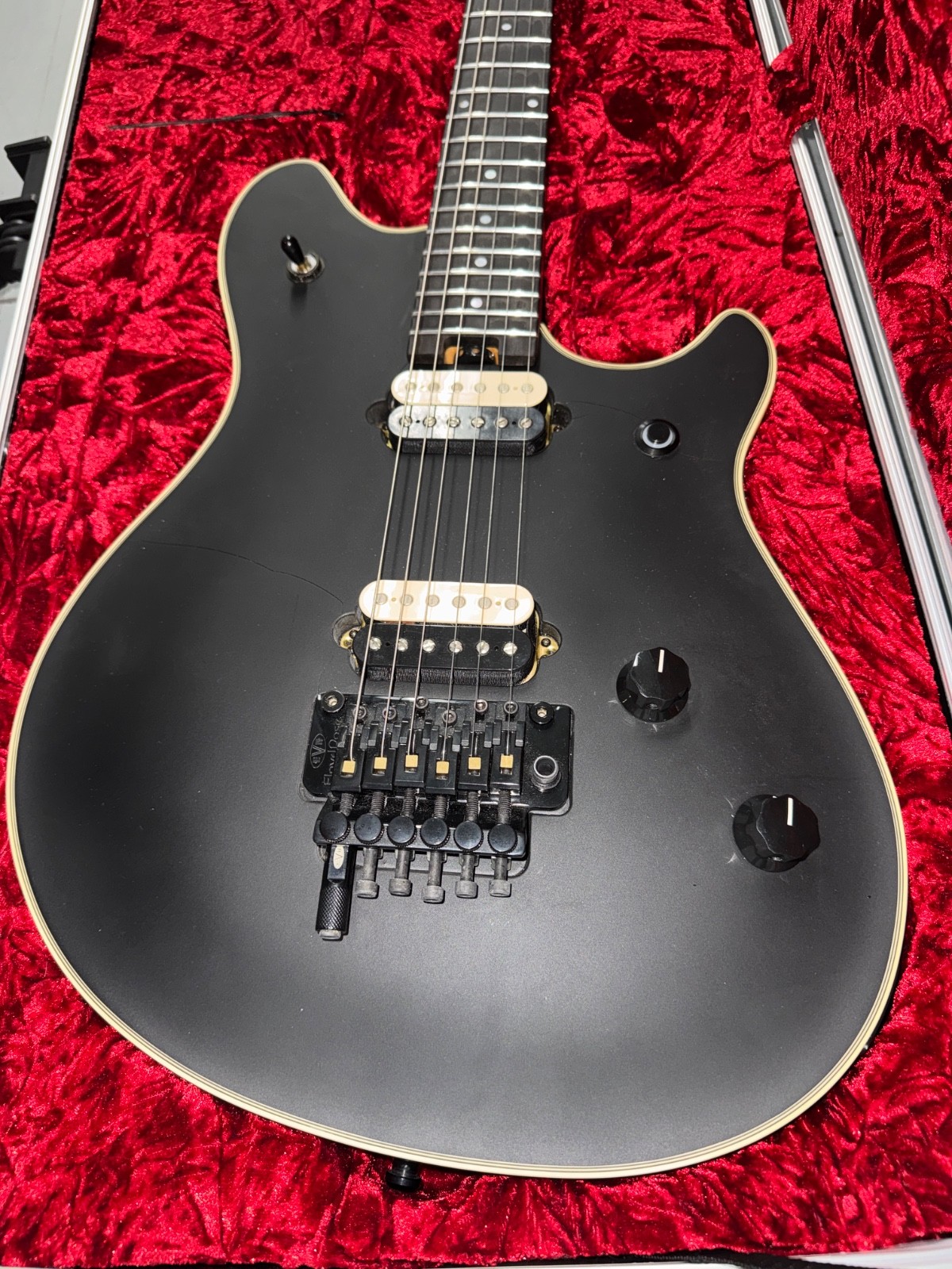 EVH Wolfgang USA Signature Black Stealth Satin / Ebony (Three Finish Cracks)
