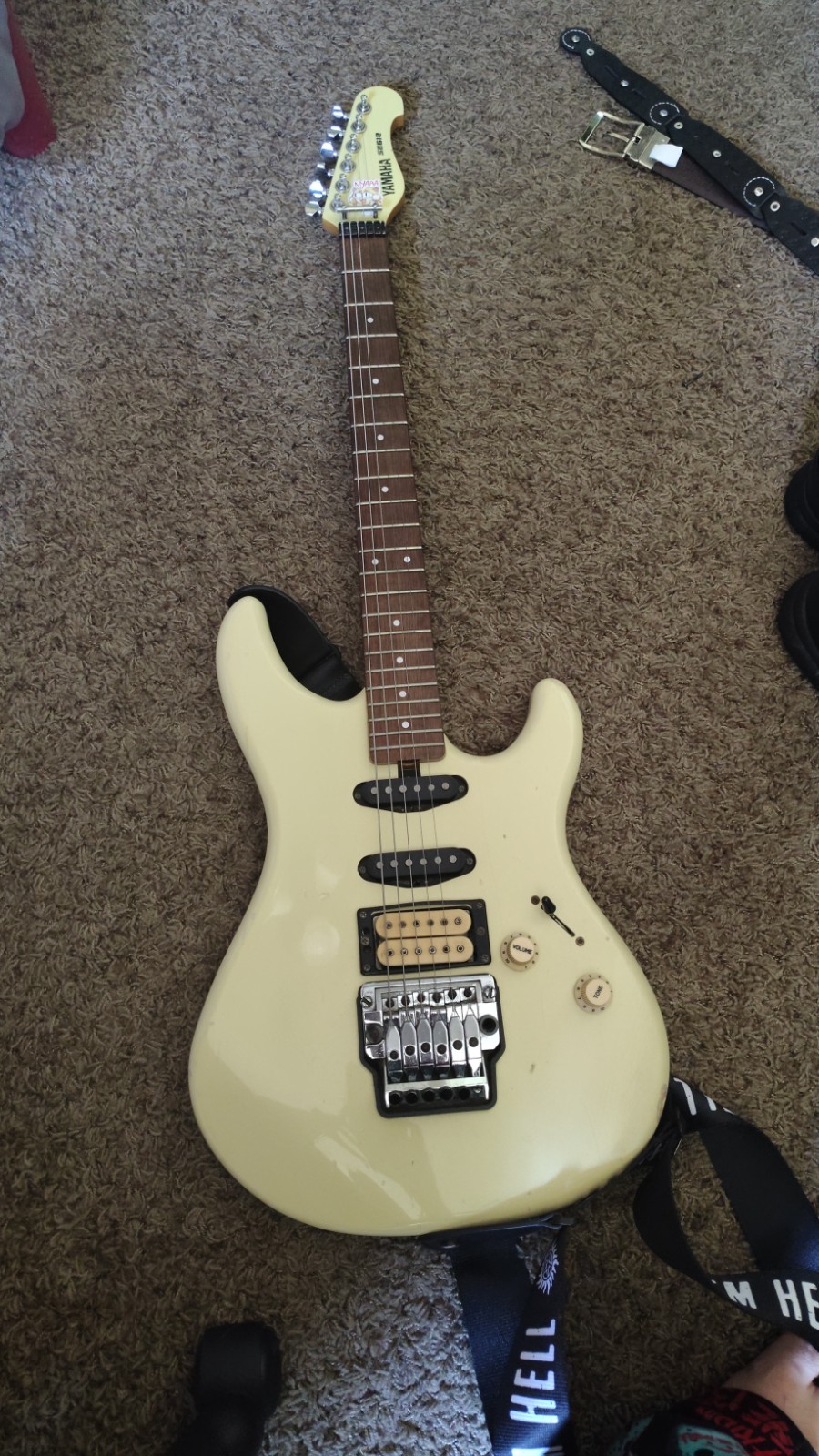 SE612 YAMAHA 1987 Electric Guitar