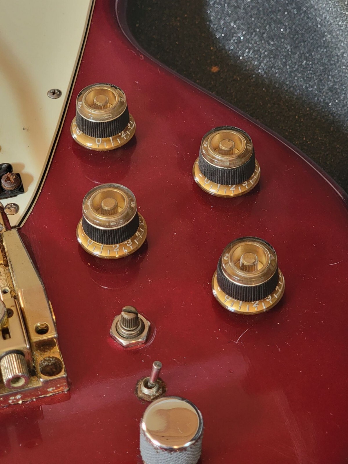 SIGNED Roland G-505 Mid-80s Metallic Red w/ Washburn Wonderbar Tremolo – Etched