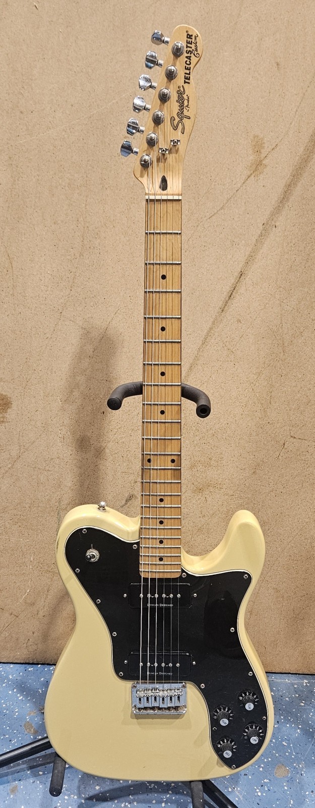 Squire by Fender Telecaster Custom 6-String Electric Guitar with Hard Case -READ