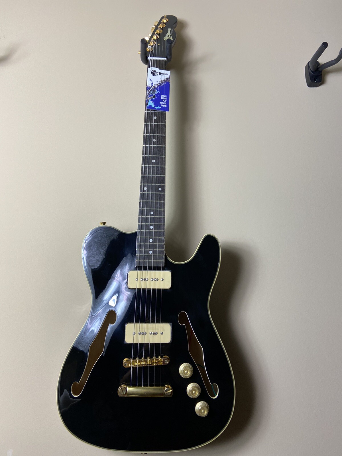 Electric Guitar Vilches Guitars Basswood Two F hole Black w/HardCase