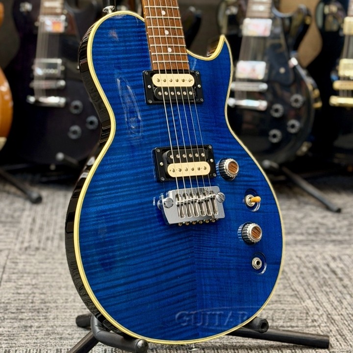 Aria Pro II PE-2500 -SBL See-through Blue – 2015 model. Rare! Beautiful wood gra