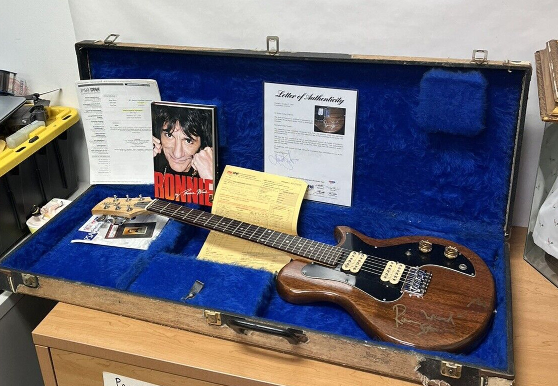 ROLLING STONES Gretsch Beast 1500 Guitar RONNIE WOOD AUTO PSA COA & Signed Book