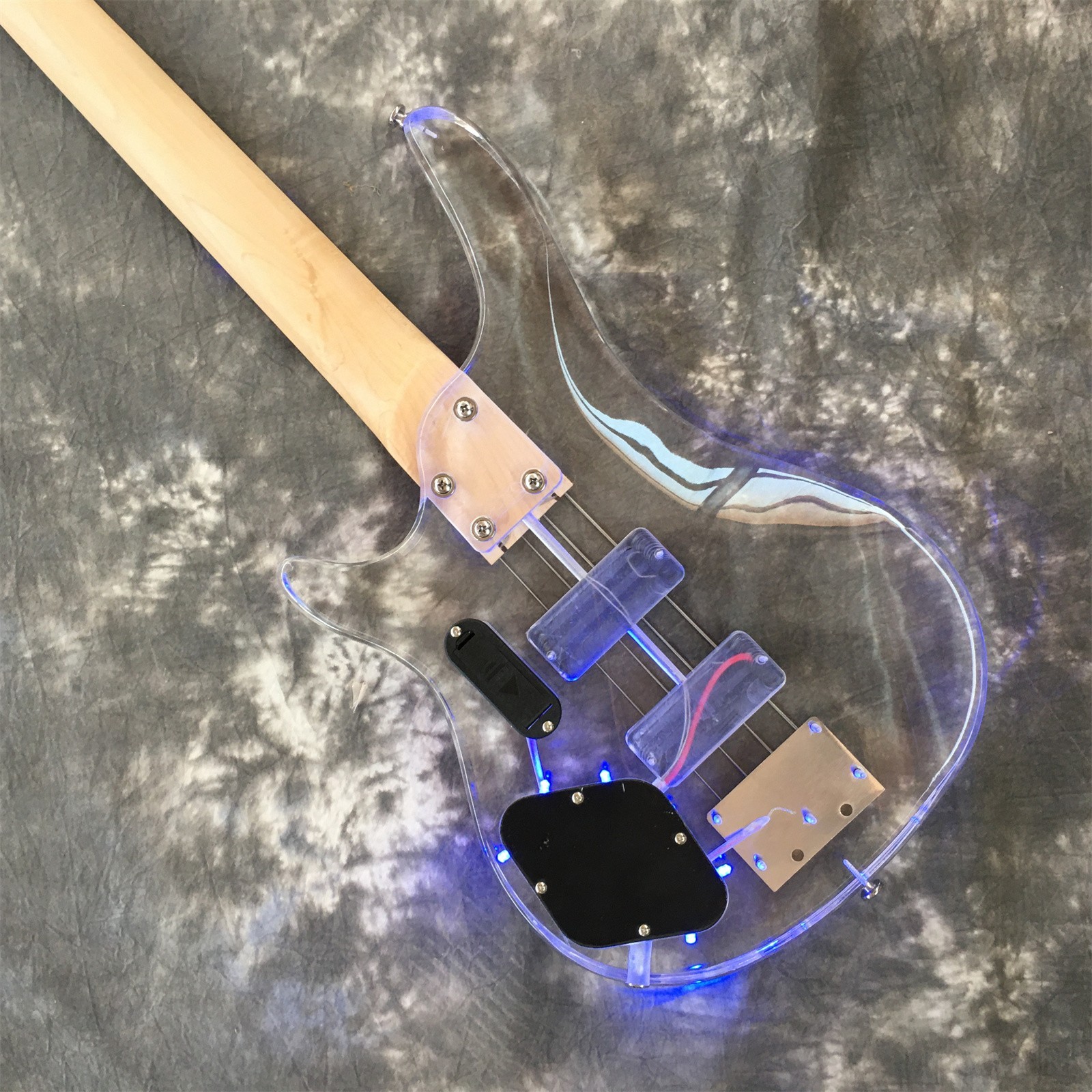 4 String Acrylic Body Electric Guitar Bass Chrome Hardware Rosewood Fretboard