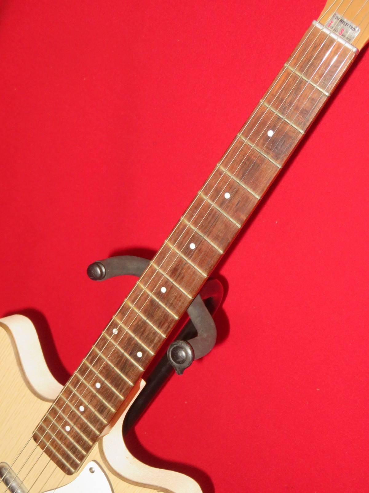 Danelectro 1963 Natural Model 5025 DC 2 Guitar w/ Case
