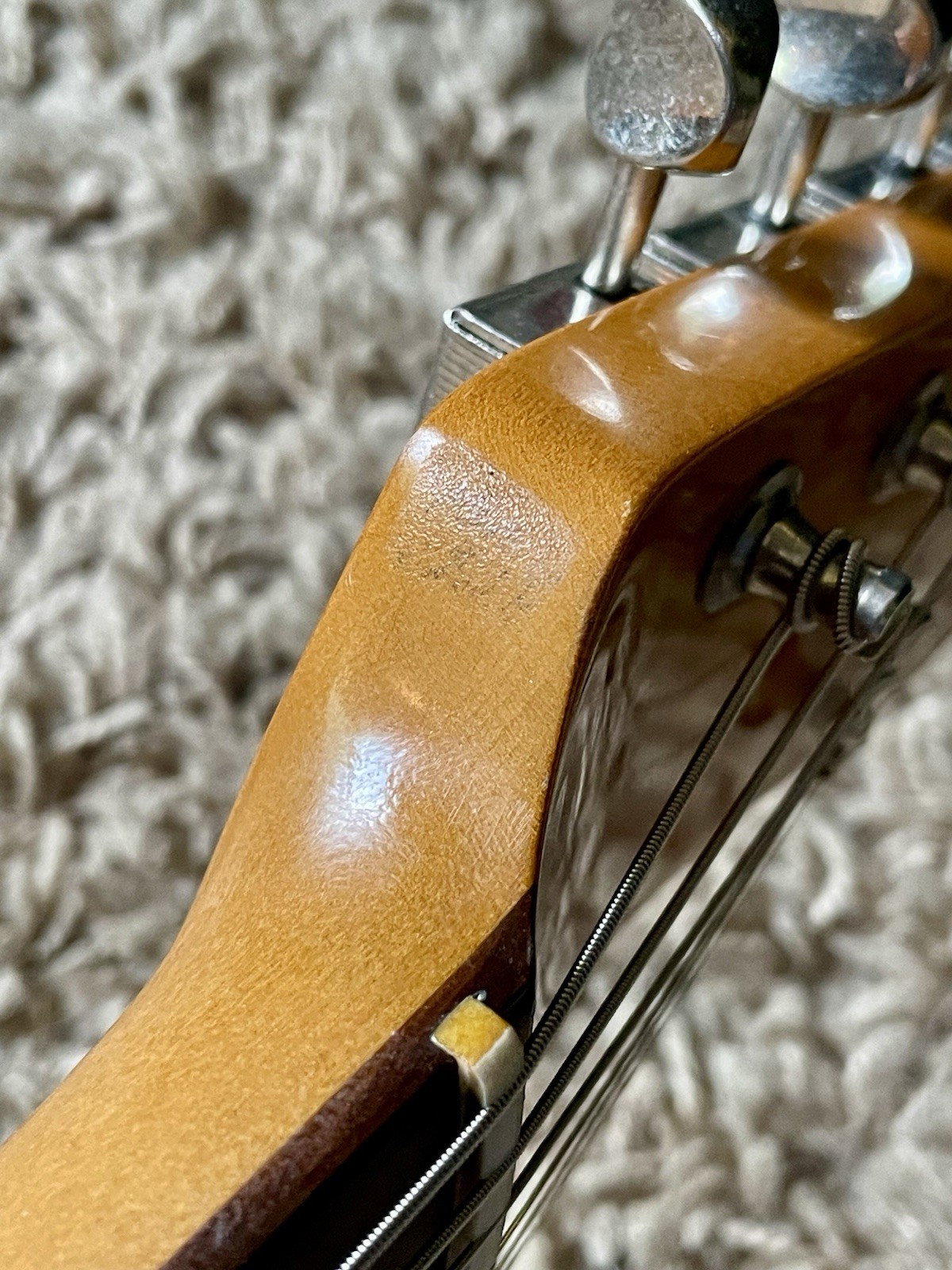 Fender Limited Vintera II Road Worn ’60s Telecaster – Burgundy Mist – Modified