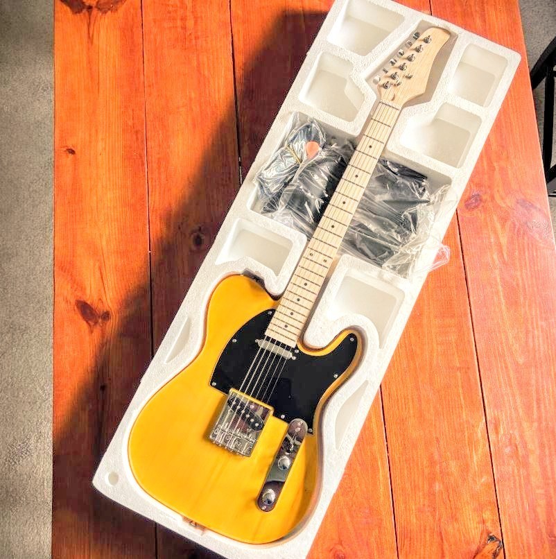 🎸FREE SHIPPING!🎸T Style Electric Guitar +Case/Bag +Strap +Cable +Picks!