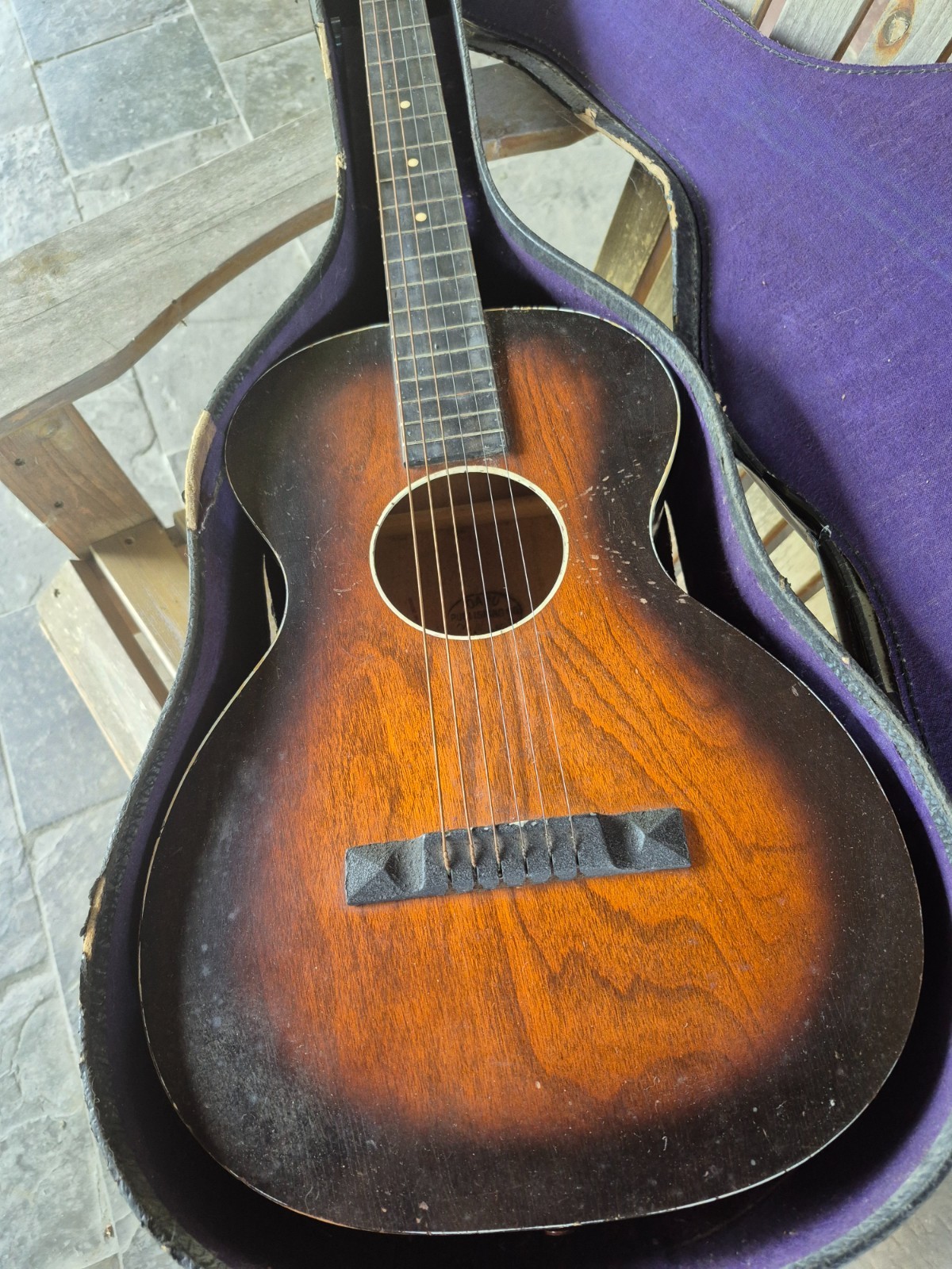 Vintage 1930s/40s OAHU HAWAIIAN GUITAR..squareneck