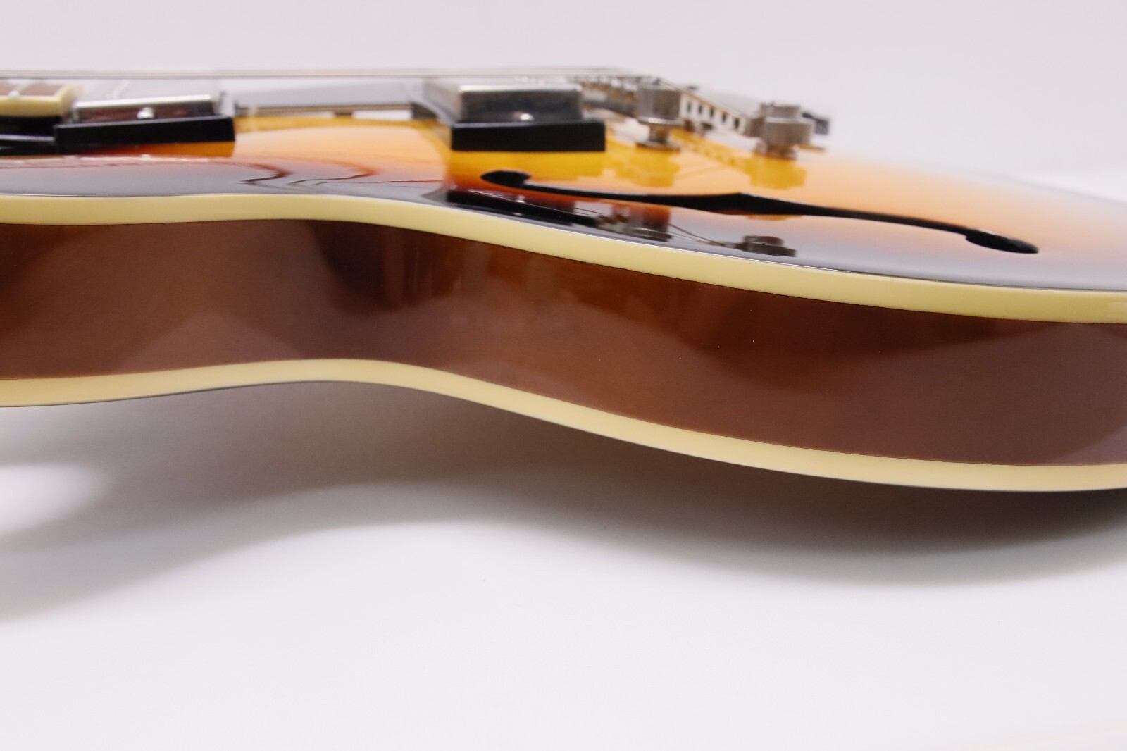 Epiphone ES-339 Semi-hollowbody Vintage Sunburst